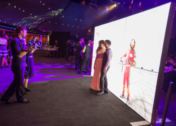 Tips to Create a Hit Custom Backdrop for Your Event Photography