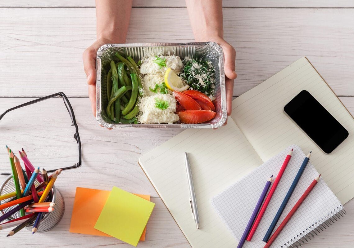 How to Eat Better to Get More Done at Work  