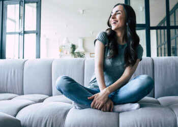 Top 6 Indoor Activities To Do at Home When the Internet Is Down