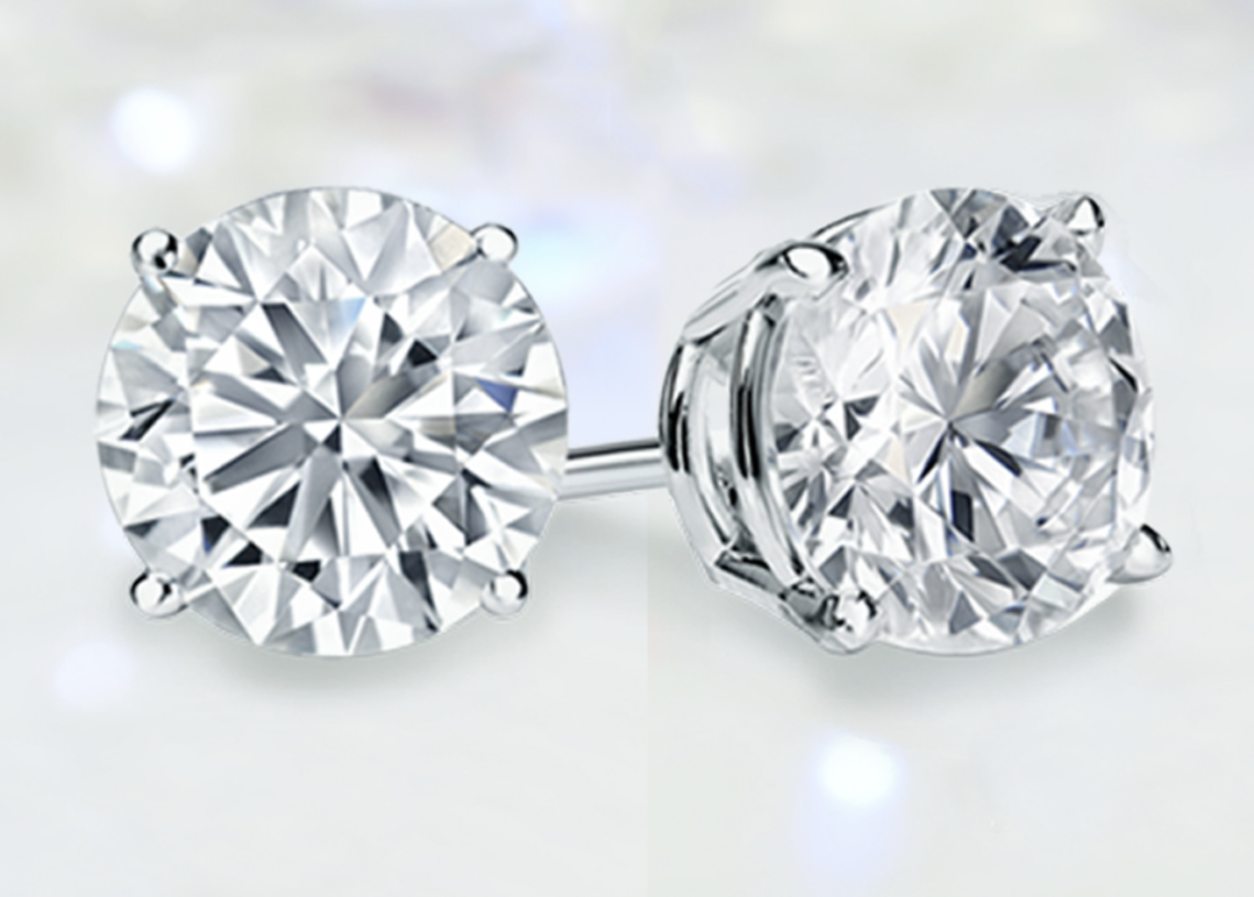 Top 5 Reasons to Buy Diamond Earrings Online