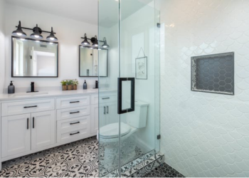 Choosing the Right Fixtures and Materials for Your Bathroom Renovation